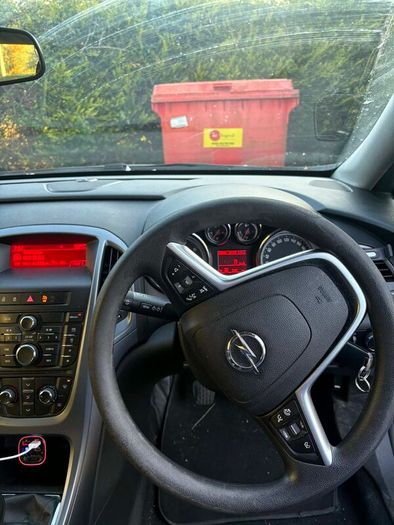 Open Astra 2013 1.7d Test & Taxed