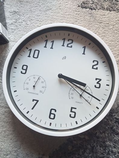 Wall Clock With Temperature And Humidity 25cm x 4.5cm - Made In Germany
