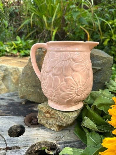 Sylvac jug