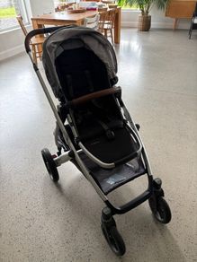 UPPAbaby Vista Complete Travel System