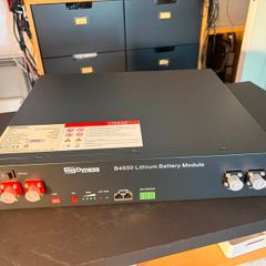 Dyness B4850 2.4kWh LiFePO4 Lithium Solar Battery (under 2.5 year old)