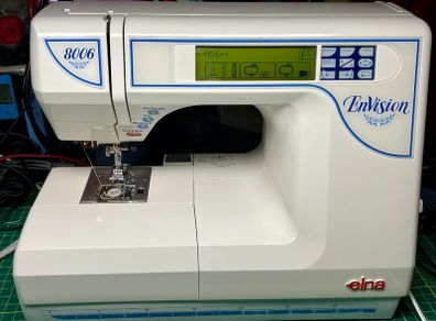 ELNA 8006 Embroidery & Sewing Machine - Swiss design / Just Serviced / Like New