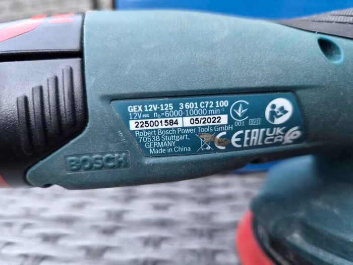 BOSCH sander