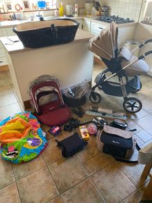 Silver Cross Buggy/Carrycot and Mothercare Cot/toddler bed