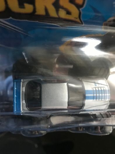 Hot Wheels Nissan Skyline GTR Monster Truck
