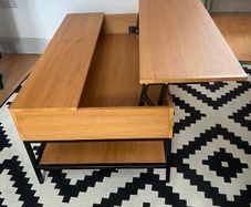 Coffee Table - lift up top