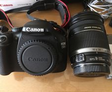 Canon Eos 550D  Lens - 18-200mm