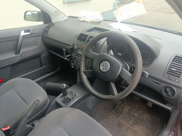 2004 Volkswagen Polo