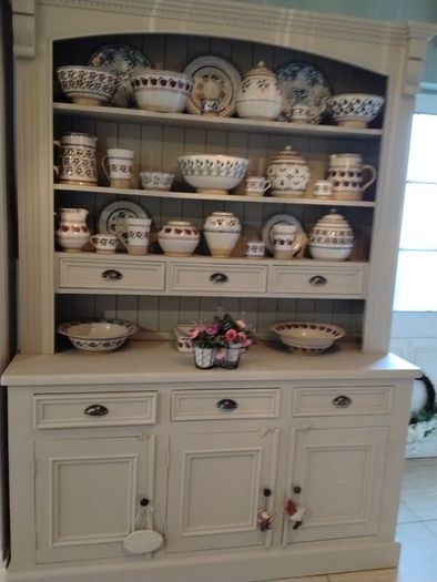 solid kitchen dresser delivery arranged