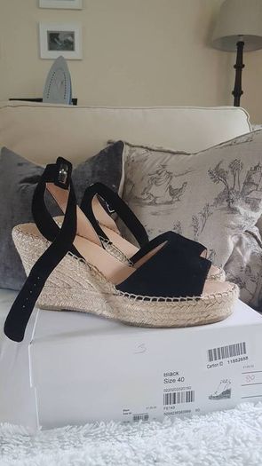 Karen Millen  wedges