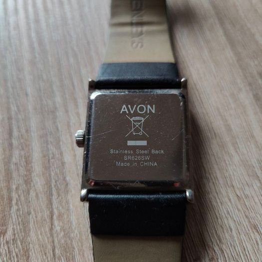 Henleys Men's Square Black Dial Watch