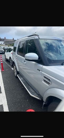 2016 Land Rover Discovery HSE  please read ad!!