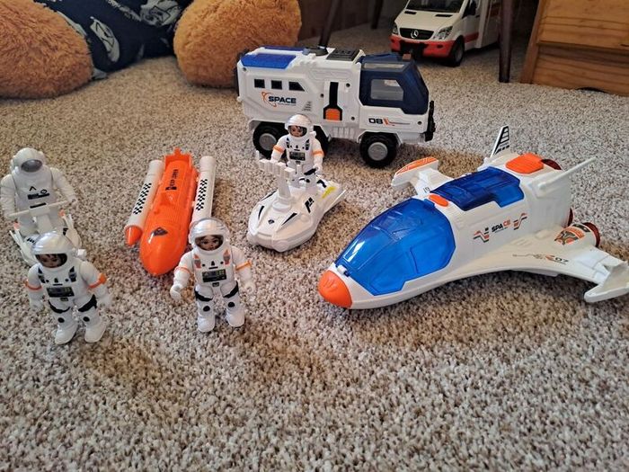 Brand new never used Space set collection for sale.
