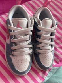 Girls Nike Trainers - Size 12.5