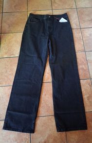Fabulous black jeans for taller ladies