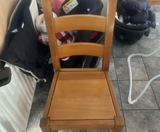 4 solid chairs