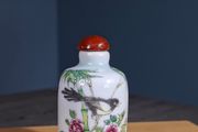 Chinese porcelain snuff bottle Famille Rose