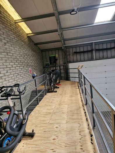 Mezzanine floor