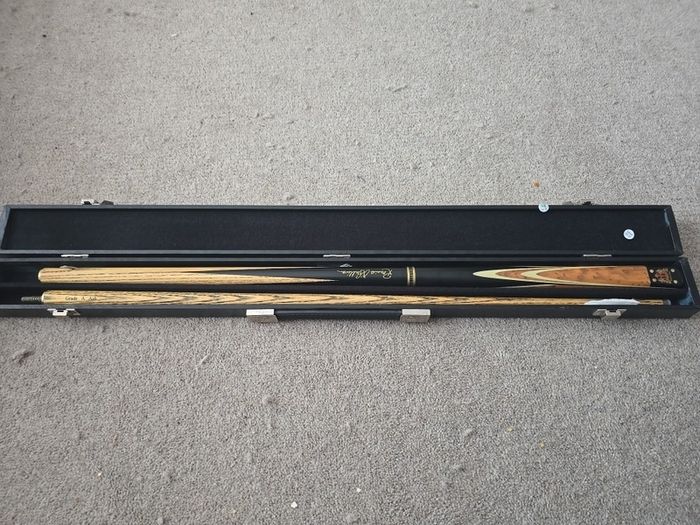 BCE Snooker Cue