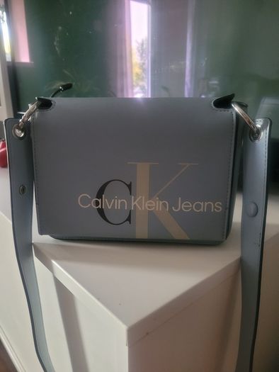 Calvin klein cross bag