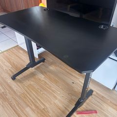 gaming desk