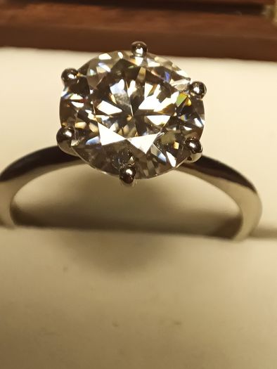 4ct. Moissanite Solitaire Ring