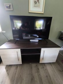 TV stand wooden
