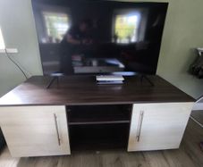 TV stand wooden