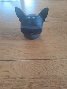 black bulldog speaker
