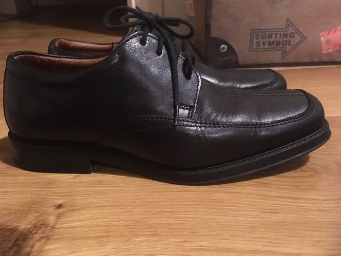 boys shoes