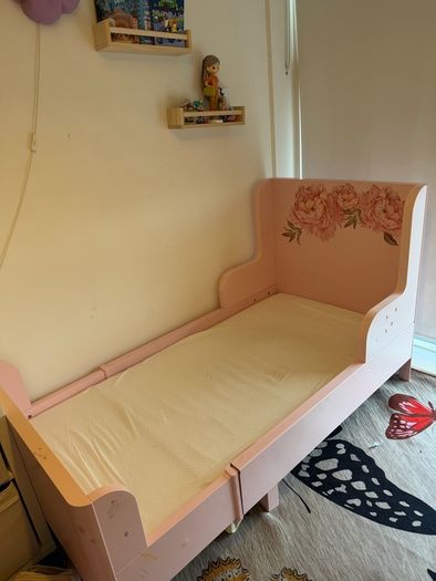 2 beds with mattress