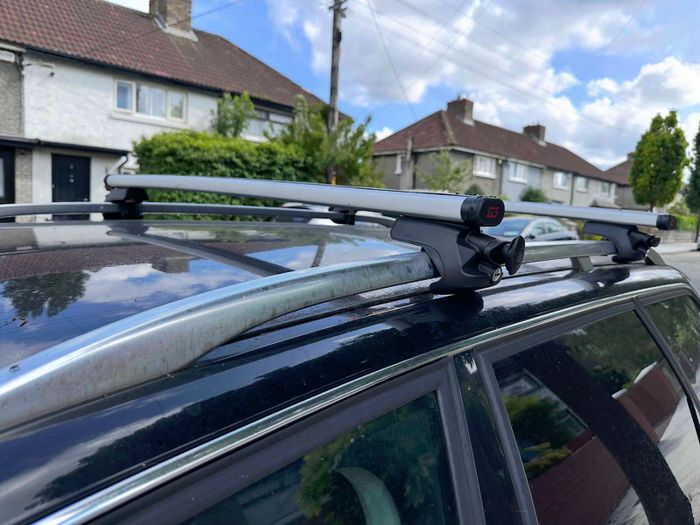 G3 Aluminium Roof bars
