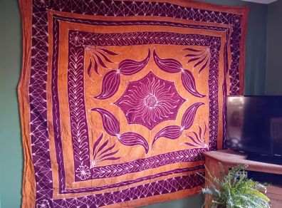 Wall hang / bed spread