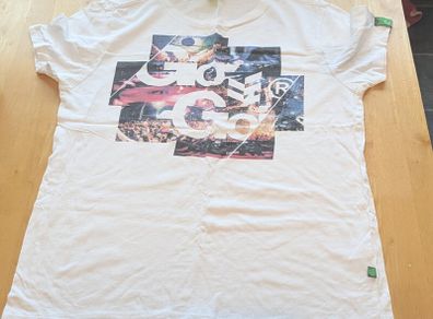 2 men's Gio Gio tshirts in large for sale