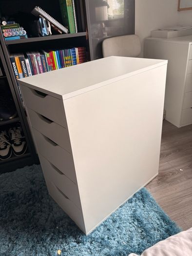 Delivery IKEA Alex Drawers