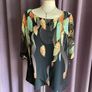 Gorgeous new top, size 20 Image 2