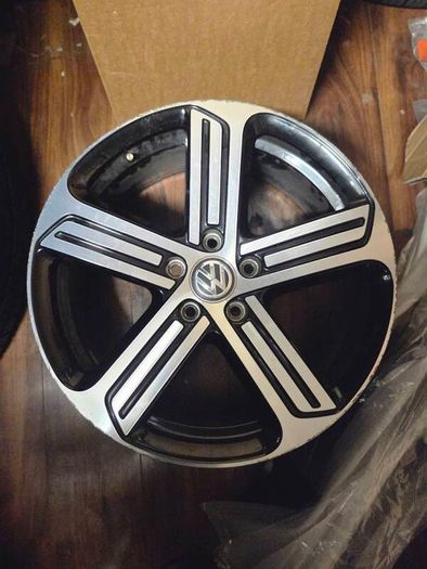 18" genuine cadiz golf R alloys