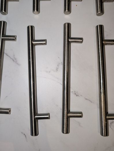 Kitchen cupboard handles