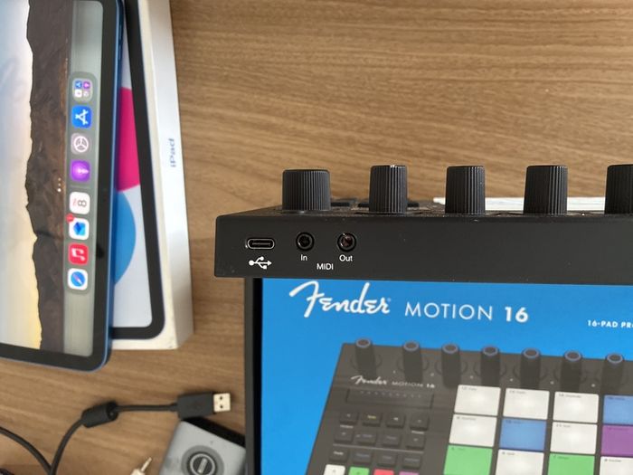 Fender Motion 16 Midi Controller