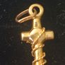 9ct gold pendant Image 2
