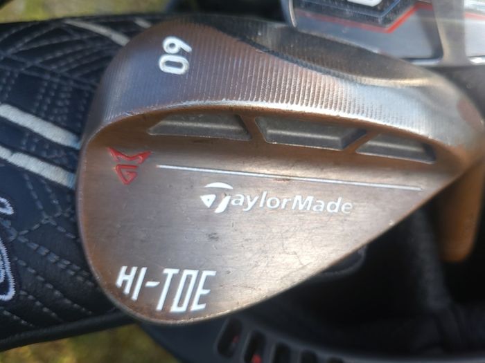Set of Taylormade Clubs