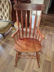 Traditional 1960s Vintage Spindle-Back Wooden Rocking Chair, Colonial or Windsor-inspired Rocking Chair design Collection Only