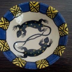Studio Art Pottery Bowl.