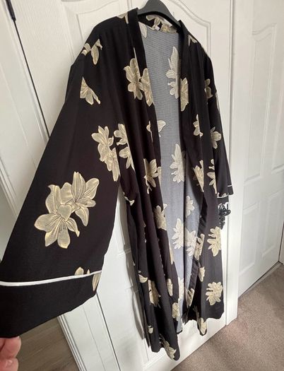 dressing gown size 22/24