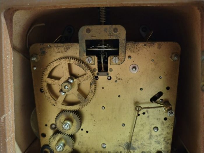 Vintage 1960s Mauthe German Chiming Mantel Clock