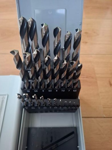 Bosch Professional 25-Piece HSS PointTeQ Twist Drill Bit Set