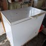 Large chest freezer Image 4