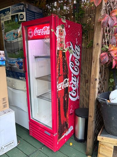 Kinsealy pets Jobs: Fridge