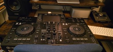 Pioneer DJ XDJ-RR DJ Controller
