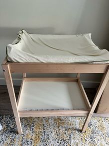 baby changing unit